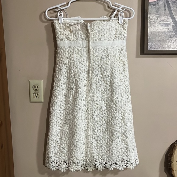 Lilly Pulitzer White “Bowen” Lace Strapless Vintage Floral Dress Size 4 - Picture 9 of 12